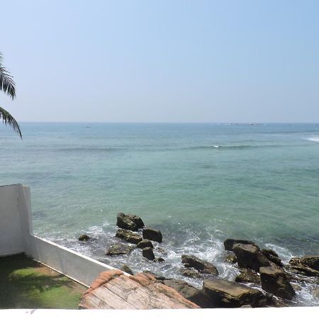 Galle Henna Beach House Unawatuna Exterior foto