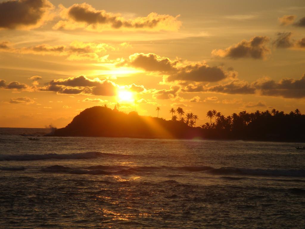 Galle Henna Beach House Unawatuna Zimmer foto
